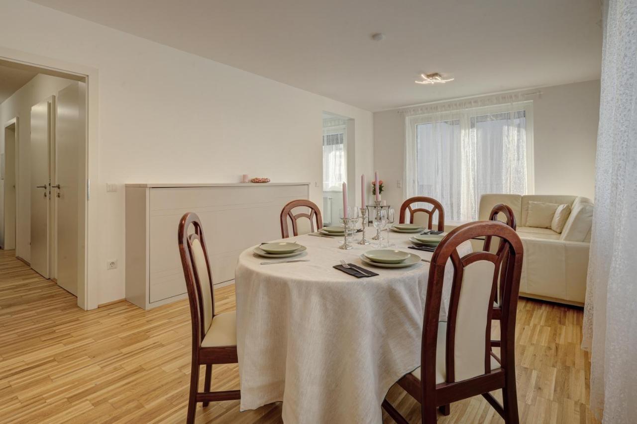 Carin Deluxe II Apartment เวียนนา ภายนอก รูปภาพ