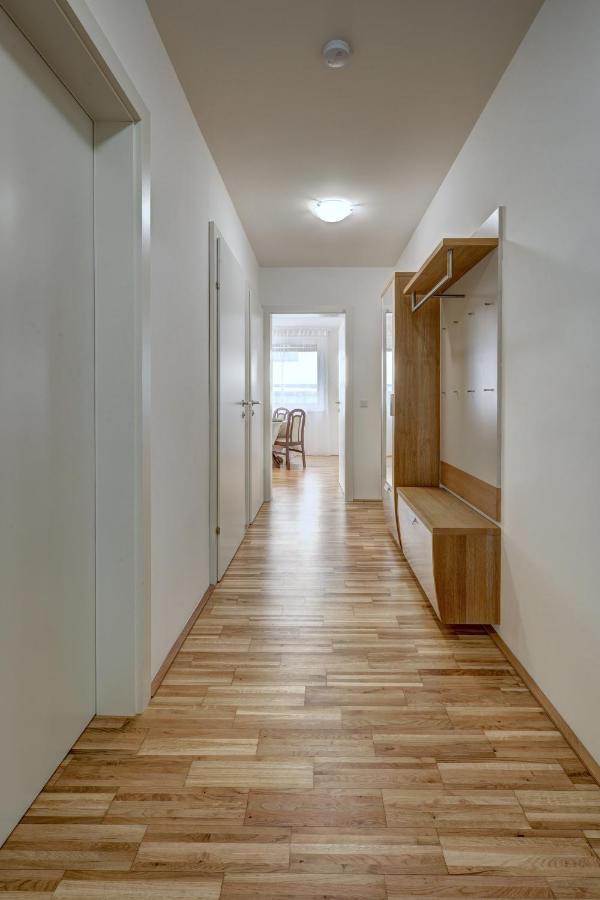 Carin Deluxe II Apartment เวียนนา ภายนอก รูปภาพ